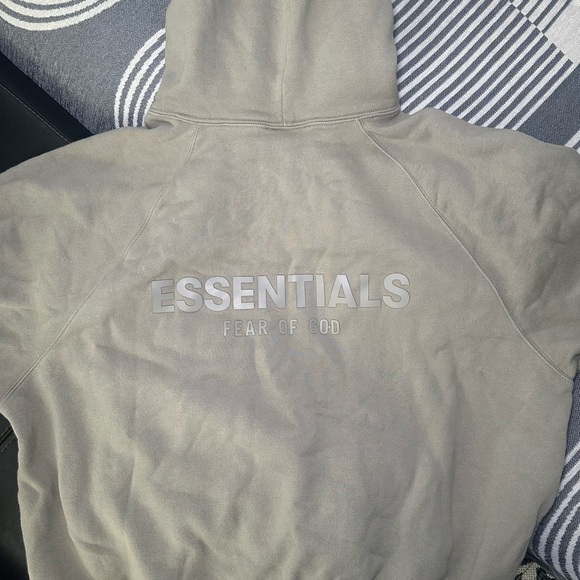 Essential Seafoam Hoodie - Picture 4 of 4